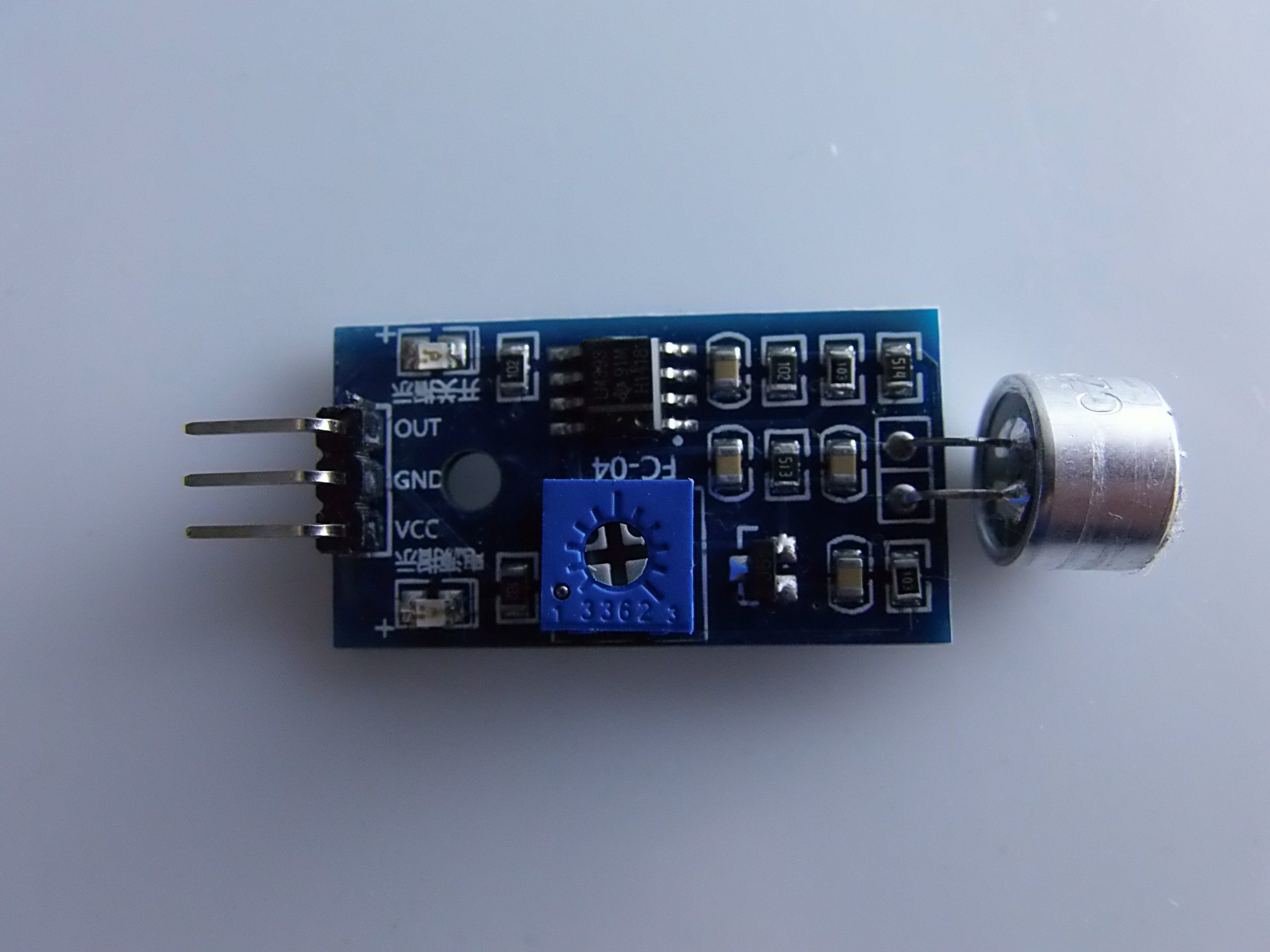 Sensore Suono FC-04 Modulo per Arduino con soglia impostabile -  CircuitoIntegrato - Vendita al dettaglio e all'ingrosso di componenti di  elettronica, domotica, robotica.