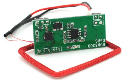 Arduino 125K RFID Card Lettore Modulo RDM6300 ID RF Modulo UART Uscita -  CircuitoIntegrato - Vendita al dettaglio e all'ingrosso di componenti di  elettronica, domotica, robotica.